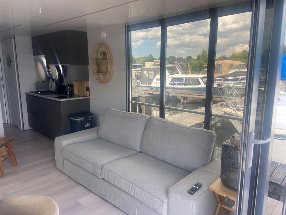 La Mare Houseboat 호텔 Nederhorst den Berg 외부 사진