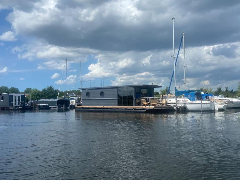 La Mare Houseboat 호텔 Nederhorst den Berg 외부 사진